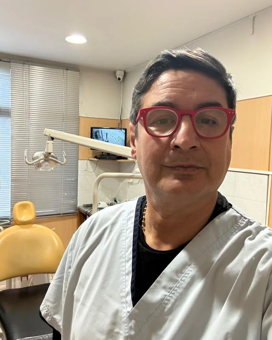 Dr. Diego Giménez, odontólogo
